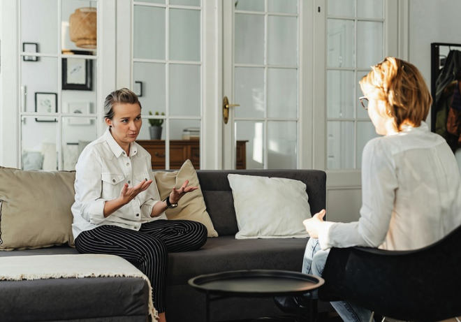 White female speaking to her therapist in New Jersey