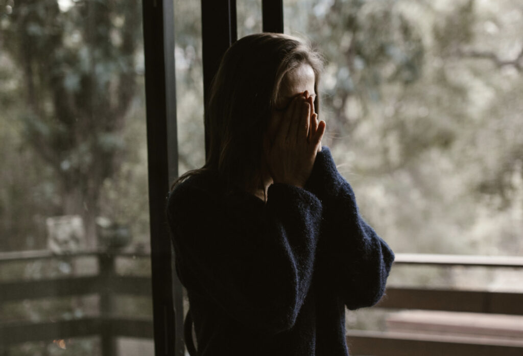 narcissist love bombing cycle