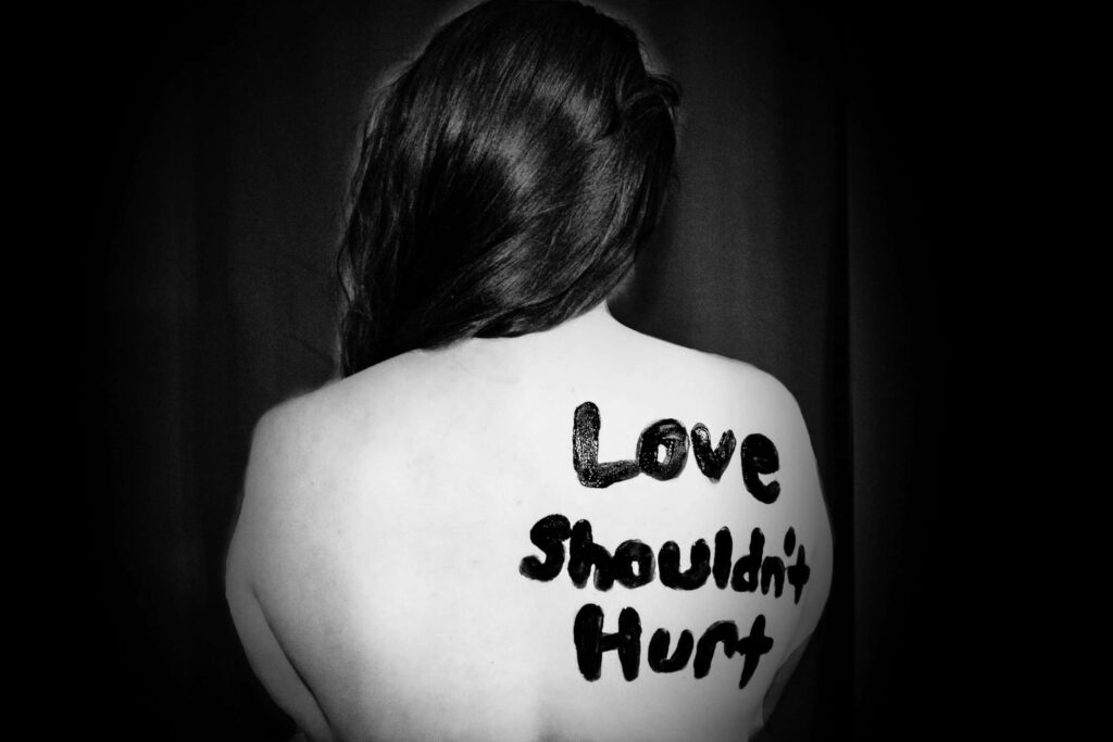 narcissist love bombing cycle
